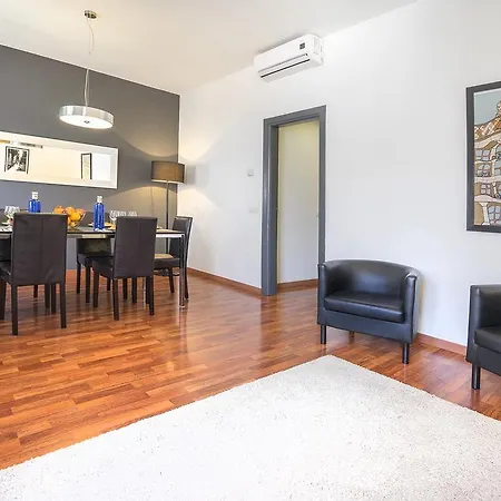 Apartment Friendly Living Comfort *